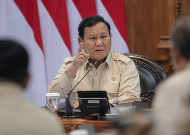 Prabowo Soroti Anomali Ekonomi, Kemiskinan Justru Bertambah