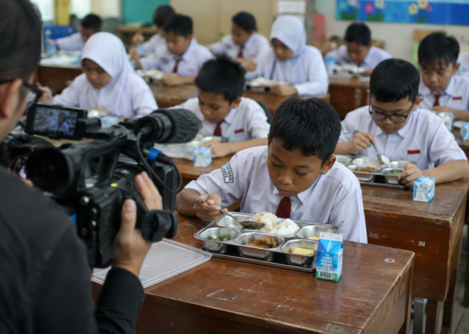 Media Asing Soroti Efisiensi Anggaran MBG Indonesia, Nilainya Jadi Perhatian