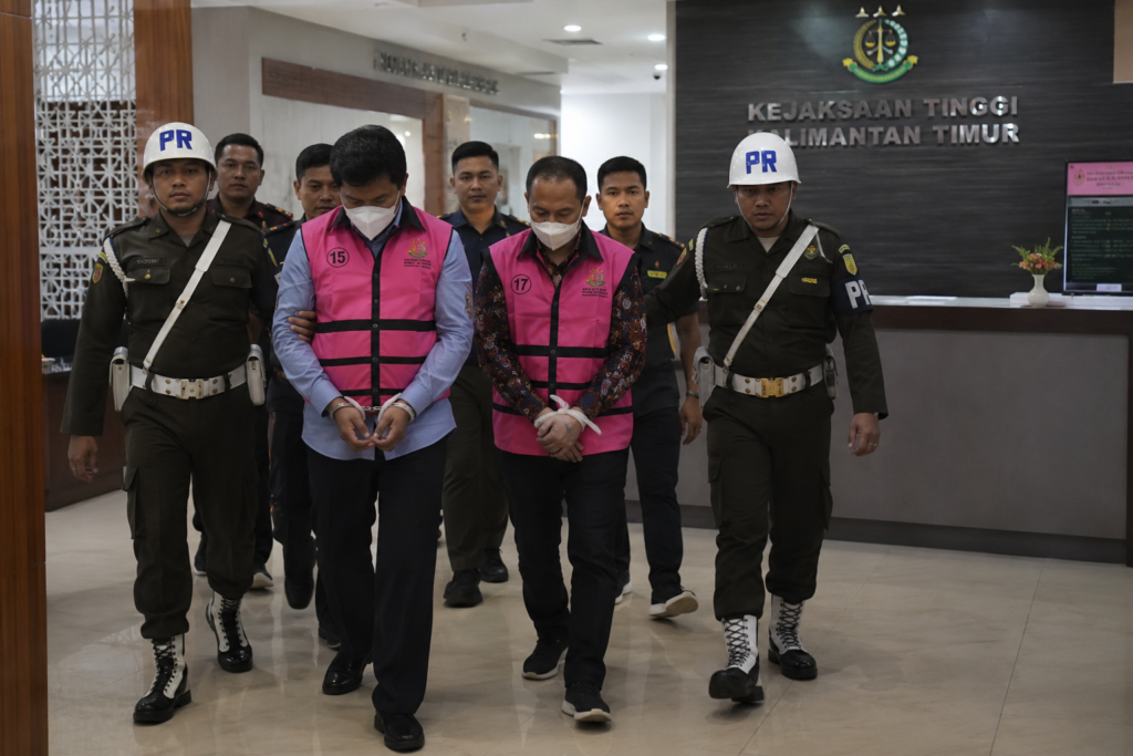 Kejati Kaltim Tahan ASN ESDM dan Pengusaha, Diduga Terlibat Korupsi Sektor Pertambangan