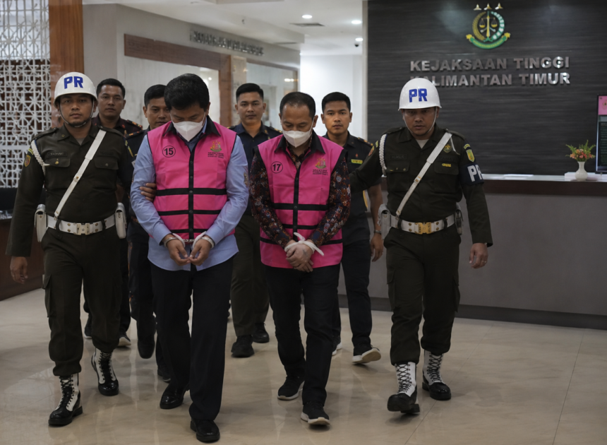 Kejati Kaltim Tahan ASN ESDM dan Pengusaha, Diduga Terlibat Korupsi Sektor Pertambangan