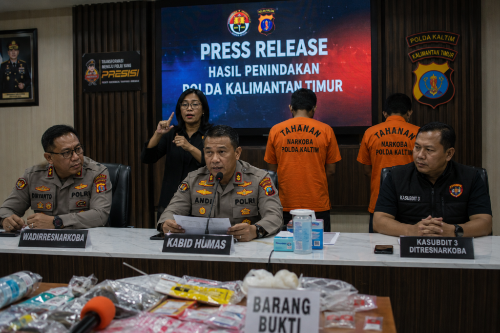 Polda Kaltim Pecat Polisi yang Diduga Bekingi Aktivitas Narkoba di Gang Langgar