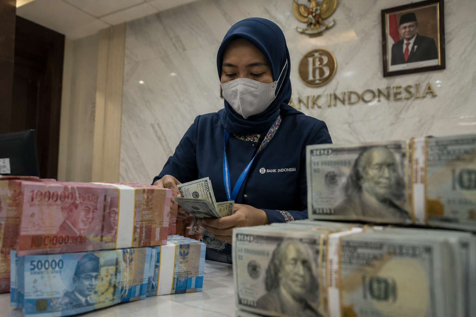 Cadangan Devisa RI Susut Rp23 Triliun dalam Sebulan, BI Gunakan untuk Bayar Utang dan Stabilkan Rupiah