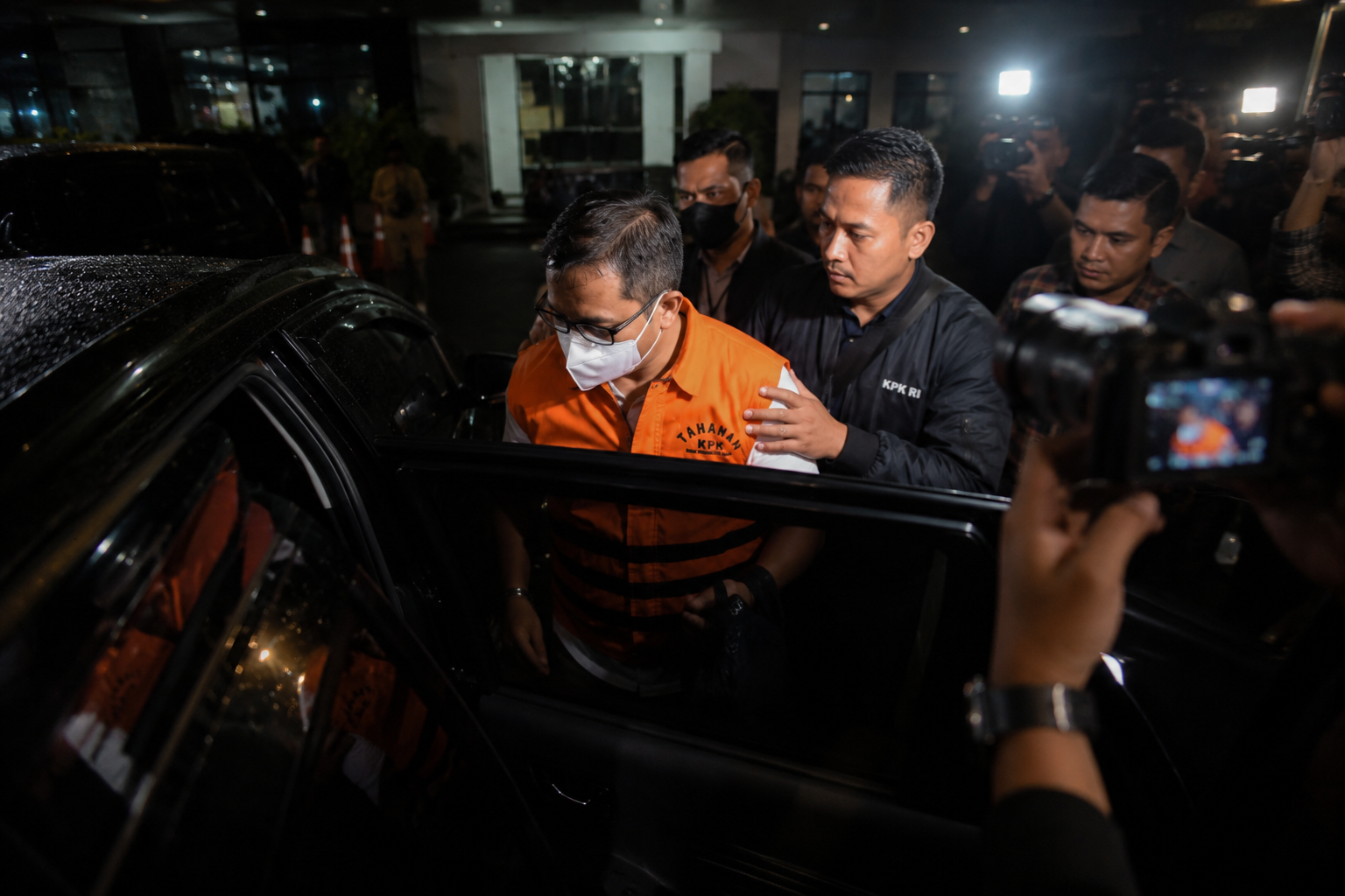 OTT KPK Seret Bupati Muara Enim Edison, Dugaan Suap Pengadaan Dinas Pendidikan Terungkap