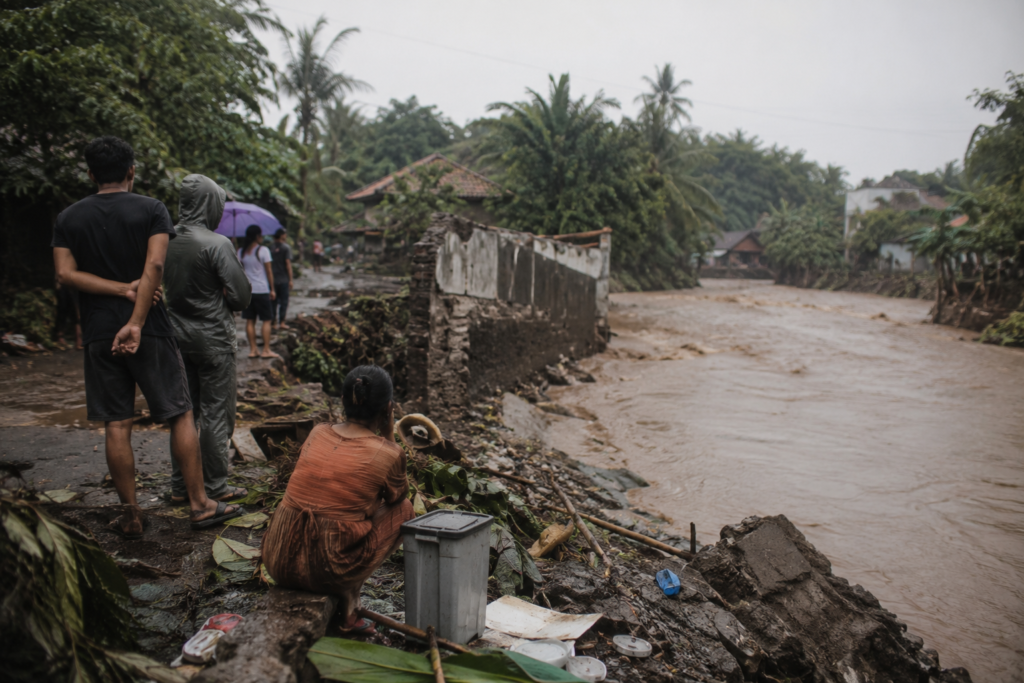 Mahasiswa Terseret Arus Banjir di Buleleng Saat Berupaya Selamatkan Keluarga