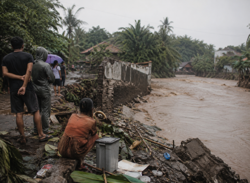 Mahasiswa Terseret Arus Banjir di Buleleng Saat Berupaya Selamatkan Keluarga