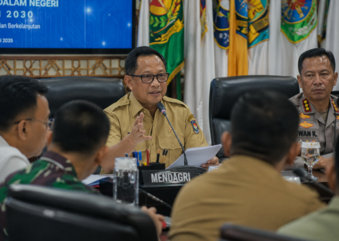 Mendagri Minta Pemerintah Daerah Perkuat Koordinasi Hadapi Gelombang Demonstrasi