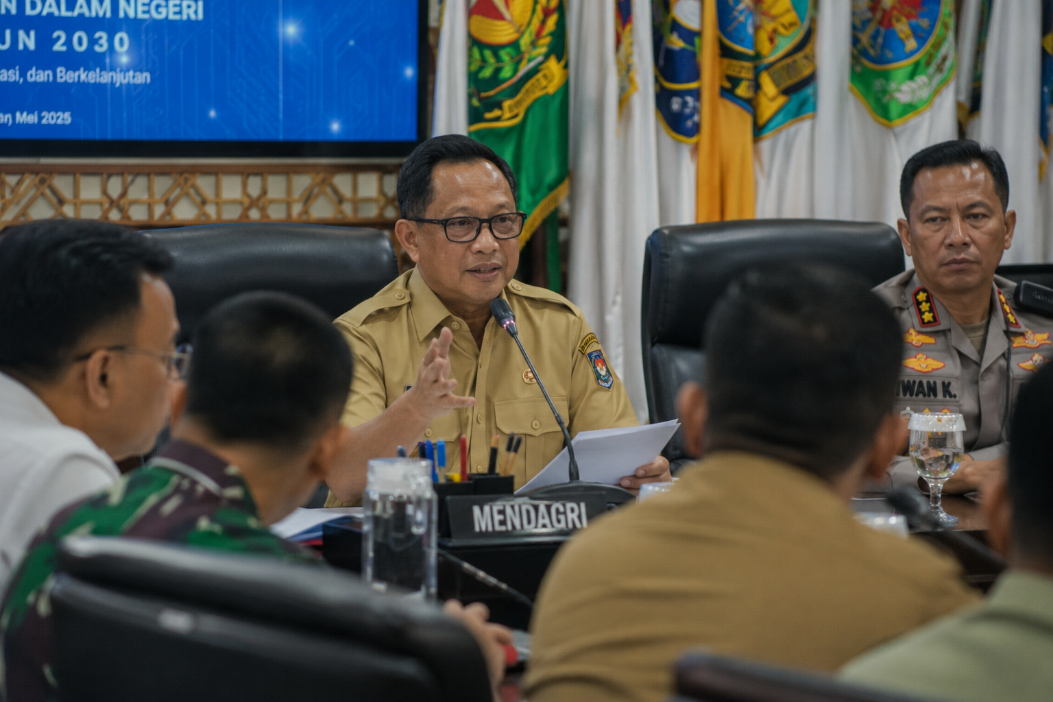 Mendagri Minta Pemerintah Daerah Perkuat Koordinasi Hadapi Gelombang Demonstrasi