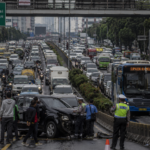 Kecelakaan di Cawang Bikin Arus MT Haryono Arah Pancoran Tersendat, Kemacetan Mengular Sejak Pagi