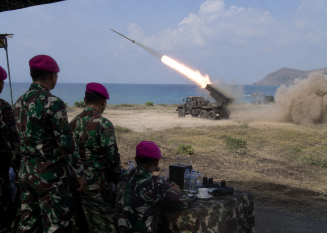 Marinir Uji Fungsi Roket 122 Mm Buatan Serbia di Baluran, Pastikan Kesiapan Tempur